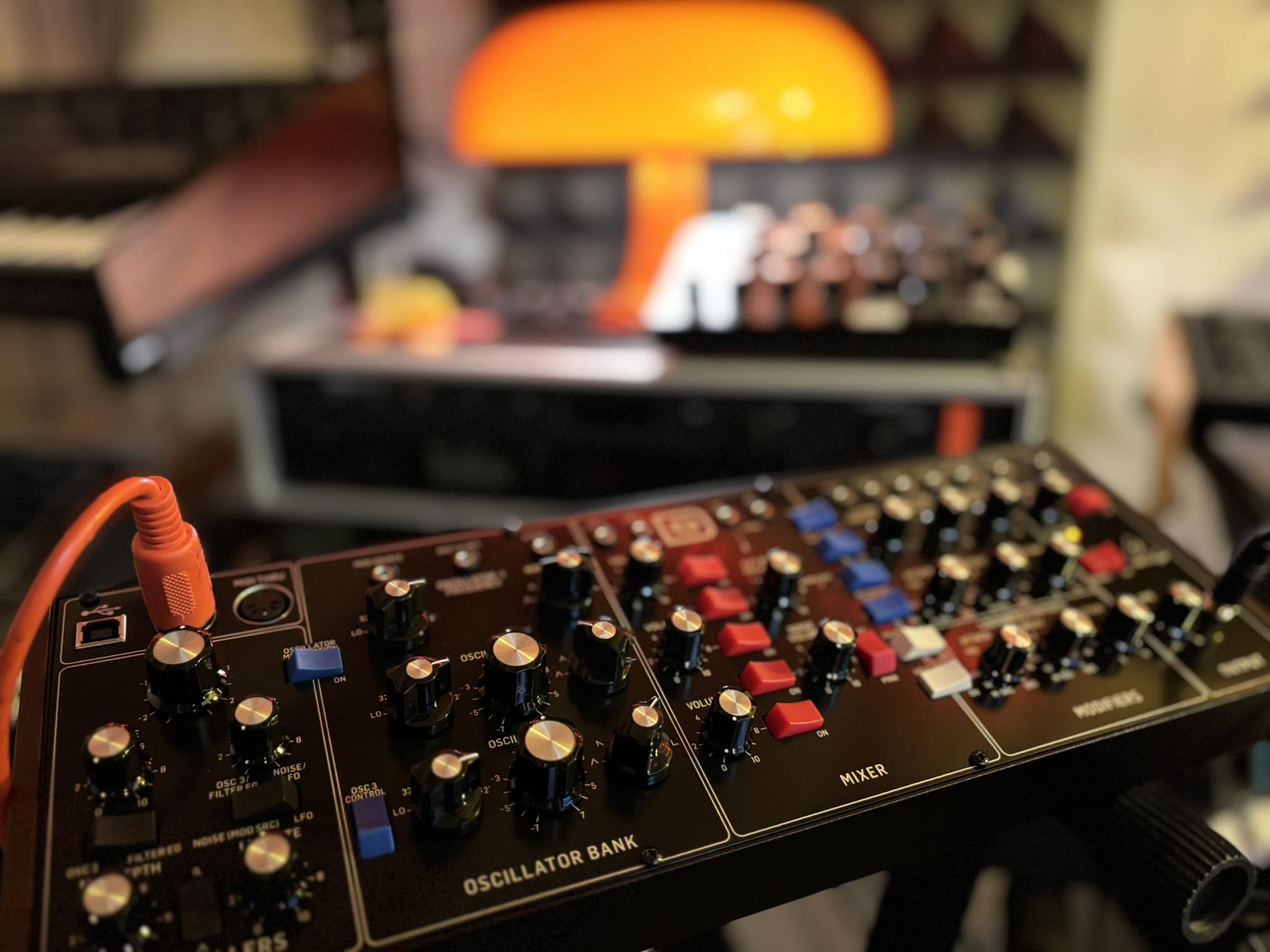 battle-chamber-studio-synthesizer